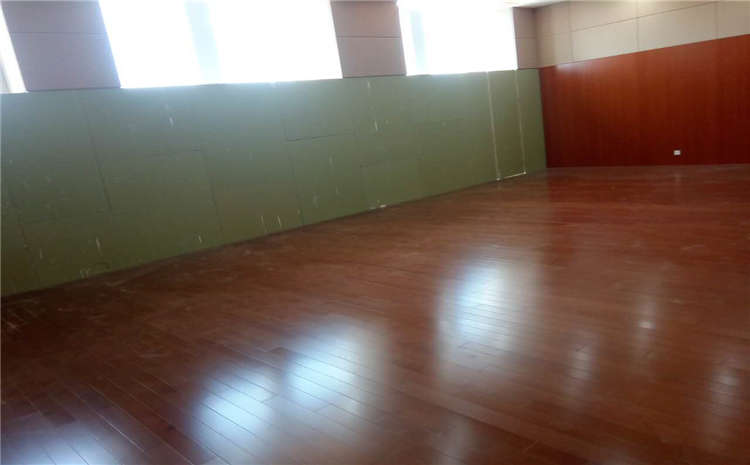 學校體育館實木地板廠家哪家好？