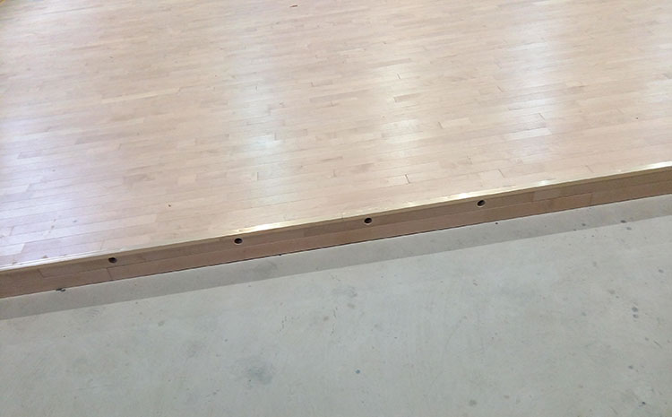 柞木籃球場實(shí)木地板廠家報(bào)價(jià)表