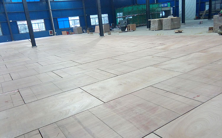 俄勒岡松運(yùn)動籃球地板價格是多少錢？