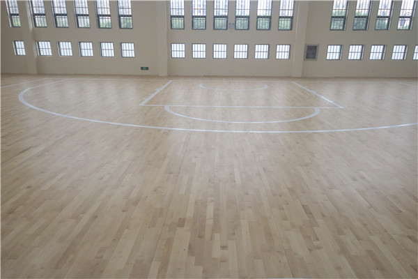 運動木地板，實木運動木地板