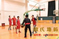 舞蹈地膠價格與哪些因素有關