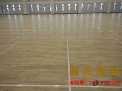 體育館運動木地板聚酯漆和UV漆的區別