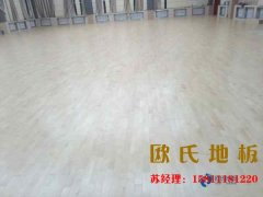室內(nèi)羽毛球館木地板如何進行選材？