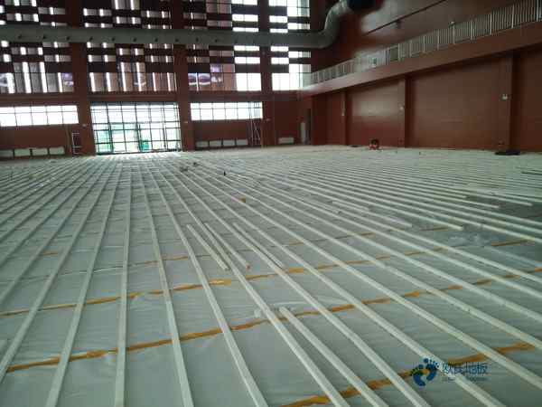 體育地板適合跳繩場地嗎？